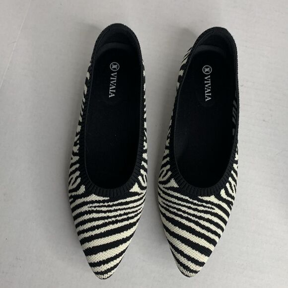 Vivaia Aria zebra print woven pointed toe ballet flats - Picture 6 of 13